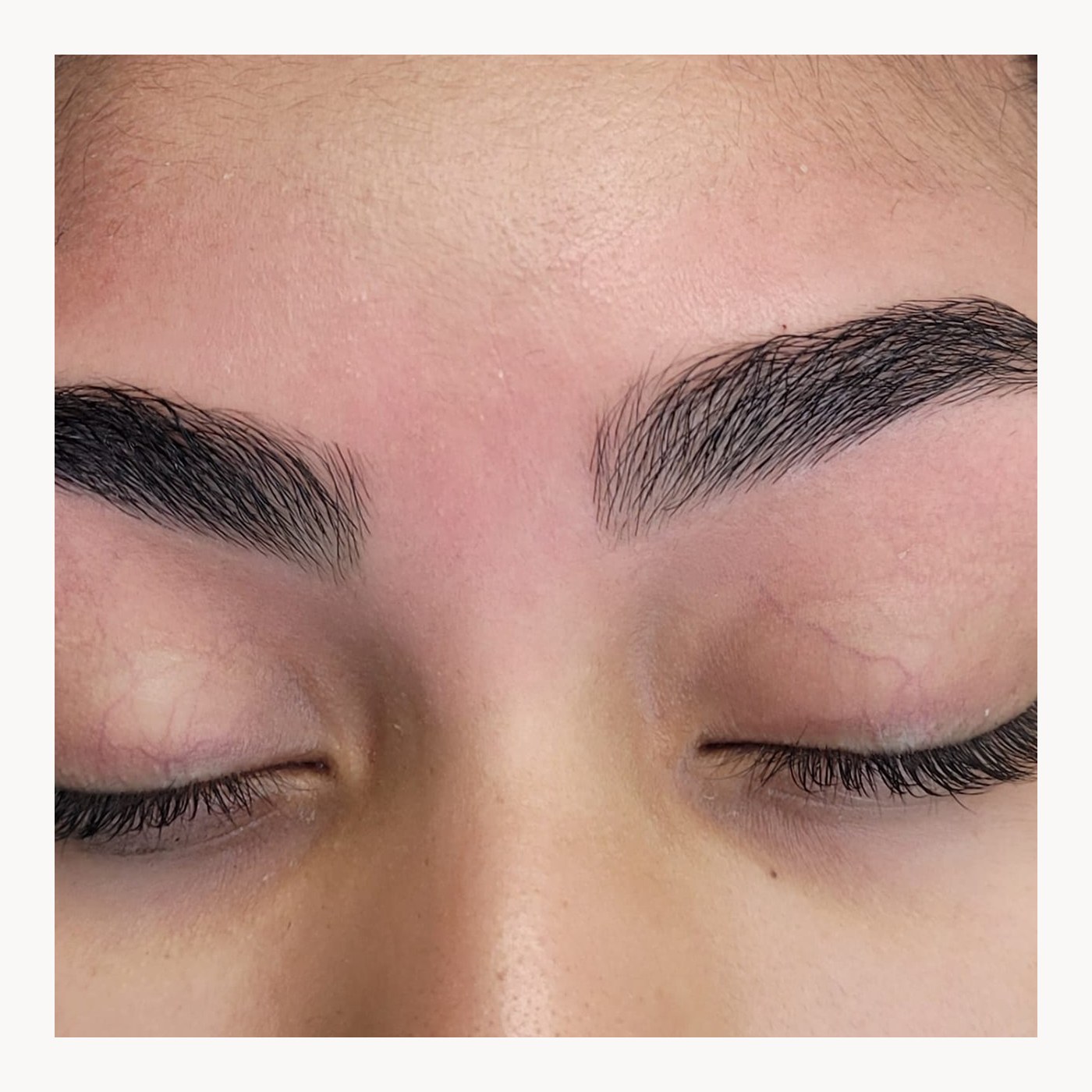 Perfilado de cejas